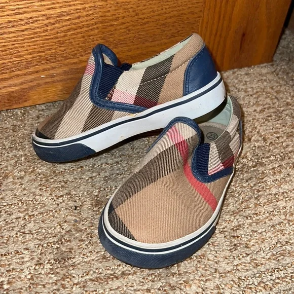 Burberry slip-ons - Picture 1 of 4